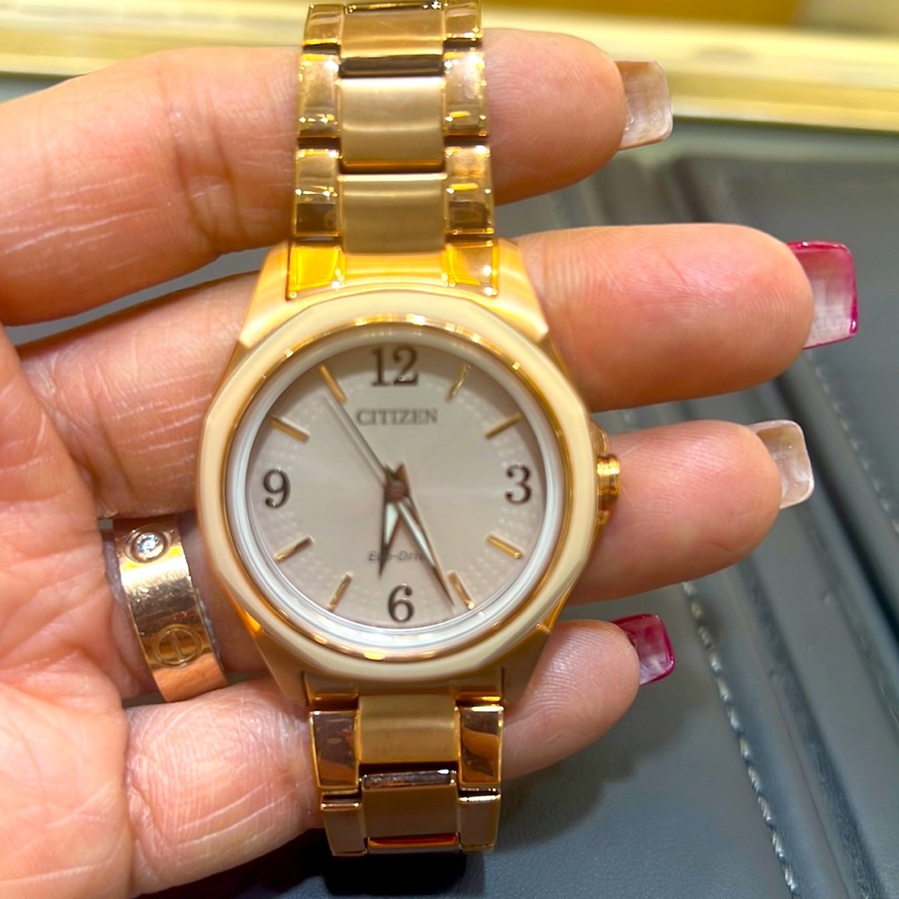 Lady Citizen watch rose color style FE7053